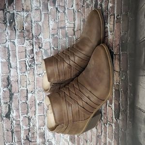 LifeStride Prairie Women's Ankle Boot